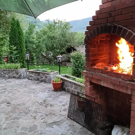 بيت للعطل Tudor's Valea Doftanei Trăisteni